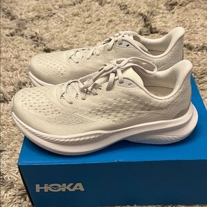 Hoka mach 6. Womens US size 7. White. New in box.